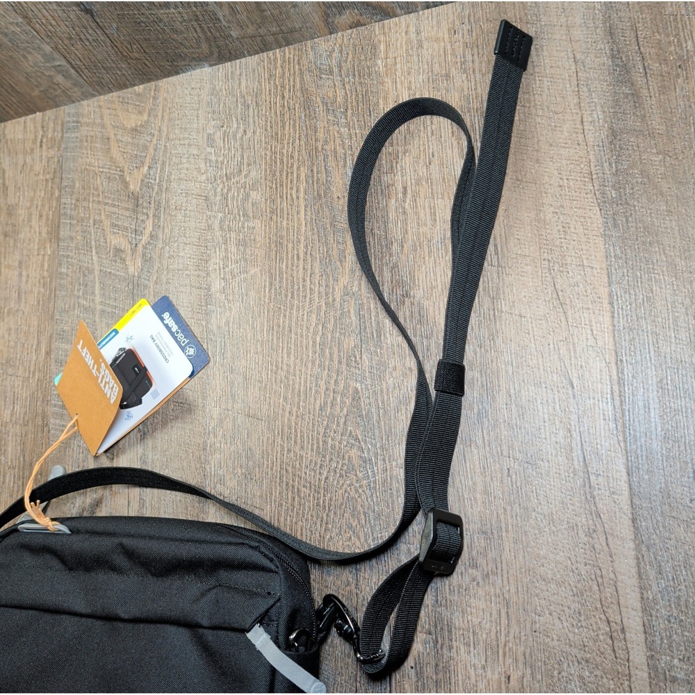Pacsafe Go Anti-Theft Crossbody Bag with Strap 2.5 Litre Jet Black NWT - Picture 6 of 13